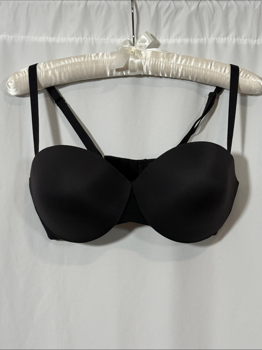 Maidenform Black Convertible Strapless Push-Up Bra